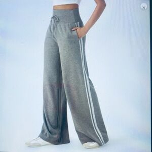 X-LARGE .   HALARA RIBBED TUMMY CONTROL WIDE LEG PANTS